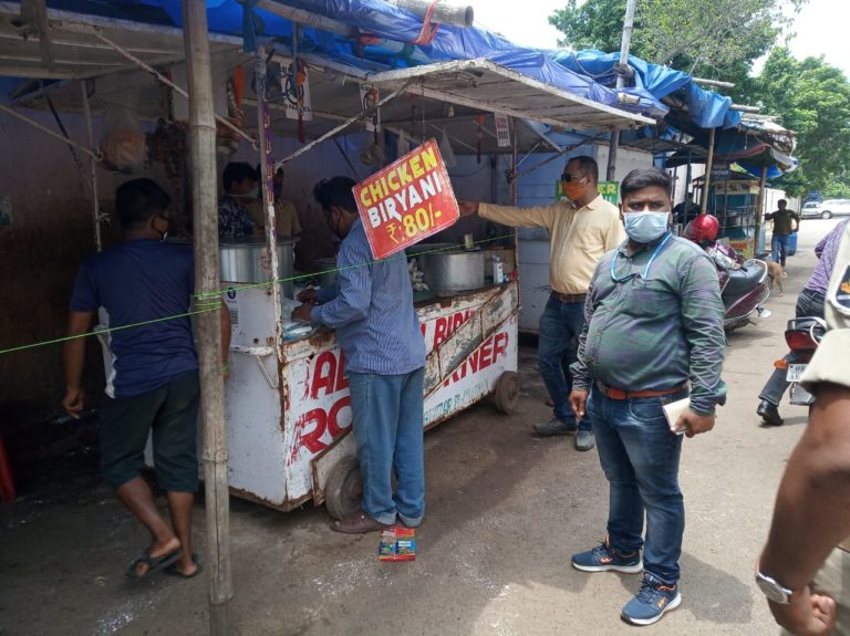 BMC Imposes Fine On Roadside Biryani Stalls In Bhubaneswar