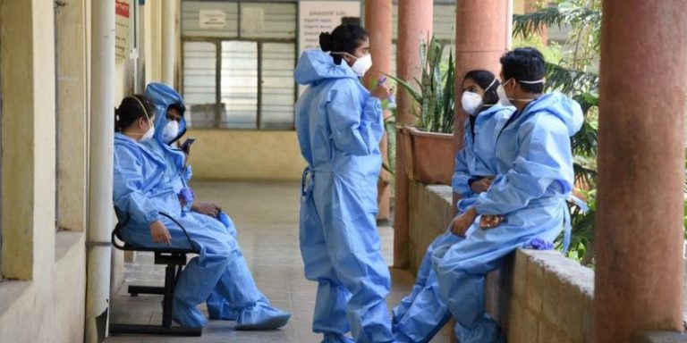 Kolkata Hospital Penalised For Refusing To Admit COVID Patient Without Rs 3 Lakh Advance