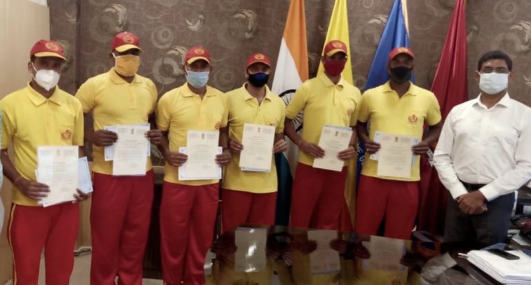 Six Firemen Of Odisha Felicitated For Donating Plasma
