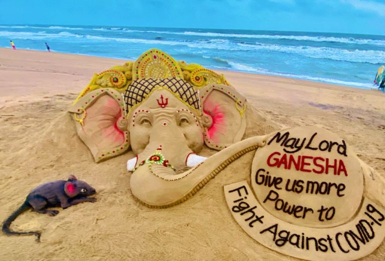 Ganesh Chaturthi: Sudarsan Pattnaik Wishes People With Sand Art In Odisha’s Puri