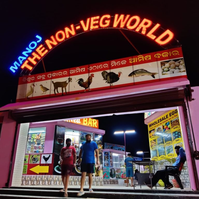 Now Decide For Yourself What Goes Into Your Grub – Live Food Station In Bhubaneswar!