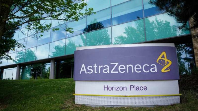 oxford-astrazeneca vaccine 90% effective