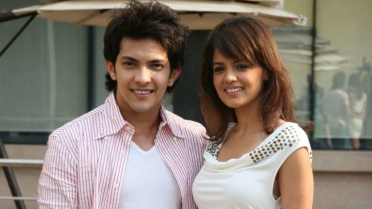Aditya Narayan & Shweta Agarwal To Get Hitched At A Temple