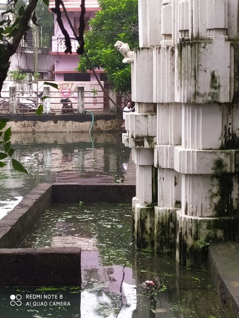 13th Century Sacred Pond In Bhubaneswar Wallows In Neglect, Threat To Temple Complex
