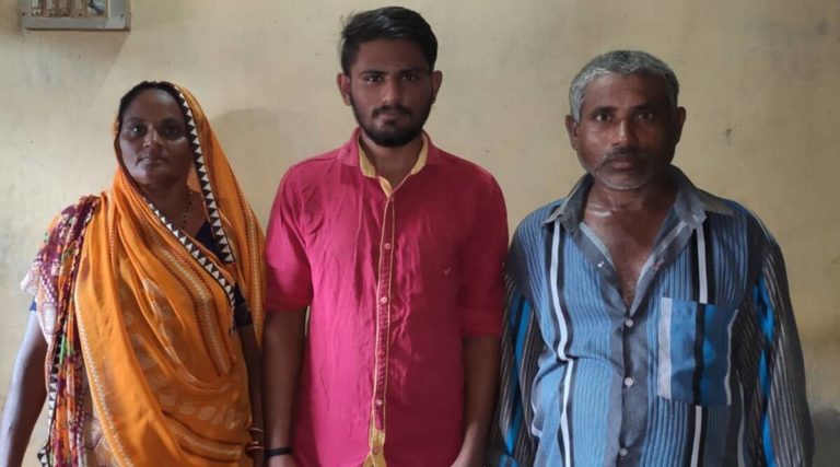 farmer's son cracks JEE advanced