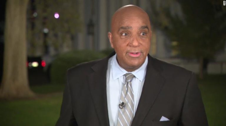 CNN reporter faces racoon white house