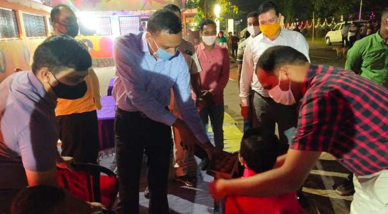 Berhampur SP Celebrate Diwali With Cops' Families