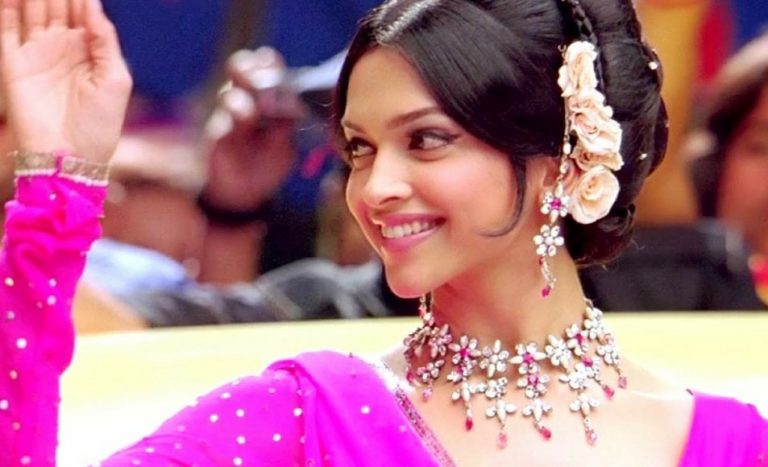 Deepika Padukone Changes Her Twitter Name & Profile Picture; Know Why