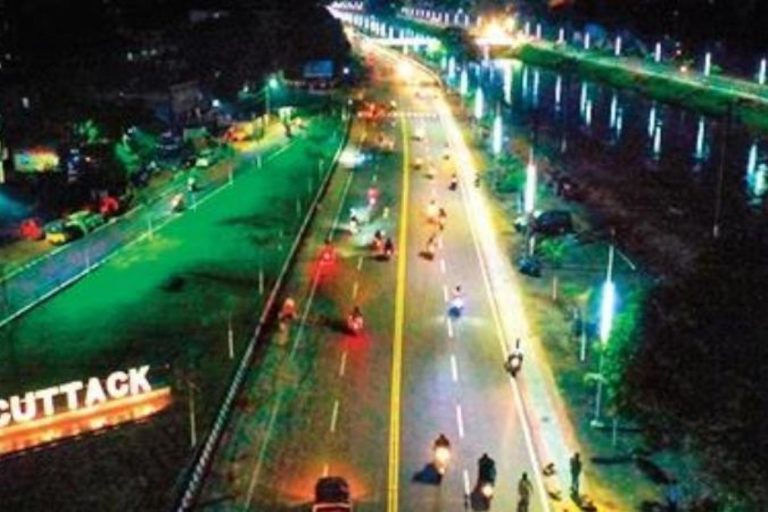 No Entry For Vehicles On This Road Stretch In Cuttack City
