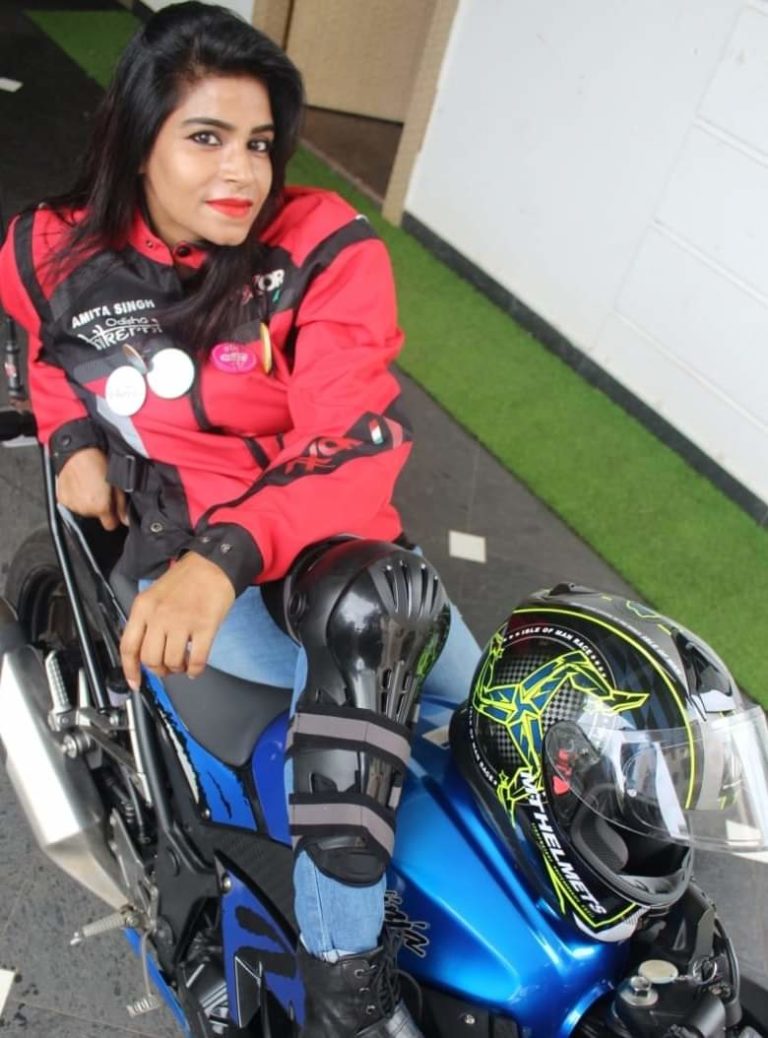 Odisha Bikerni On 'Tigress Trail' Vrooms in ‘Hindustan Ka Dil’