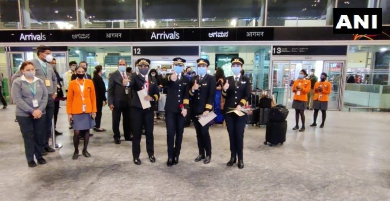 all-women flight crew