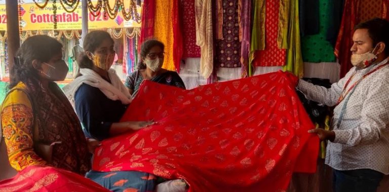 After Months, Chance For A Wardrobe Makeover At Bhubaneswar Handloom Fair ‘Cottonfab’