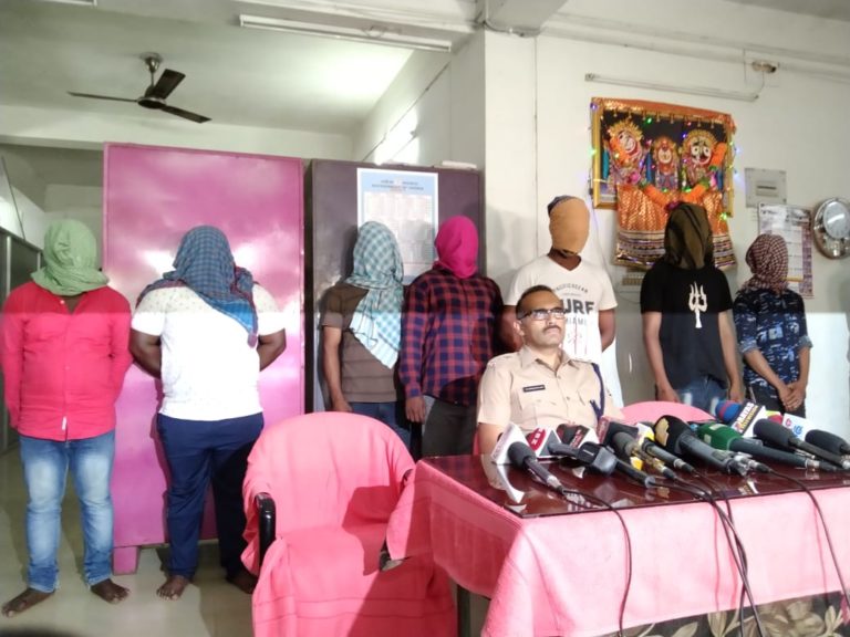 7 Arrested In Bomb Hurling Case In Puri