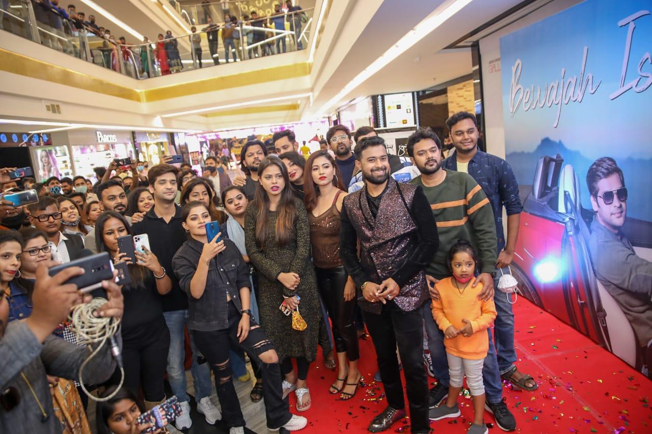 Swayam & Prakruti Release New Music Video bewajah ishq