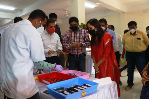 JSPL Gifts Eye Care For Truck Drivers In Odisha's Angul District