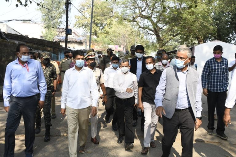 High level team of state govt at Samaleswari temple