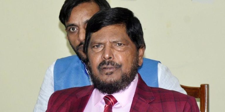 Won’t Allow Films Of Amitabh Bachchan, Akshay Kumar To Be Disruped: Ramdas Athawale