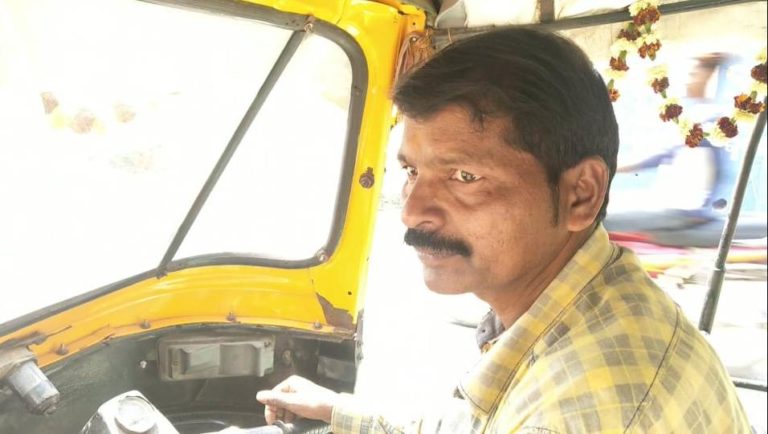 Odisha Auto Driver Offers Free Rides For A Patriotic Cause