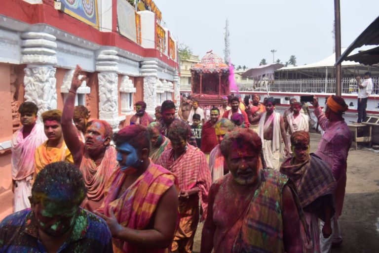 Dola Utsav: Lords Play With Colours In Puri Jagannath Temple