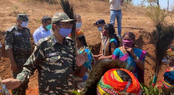 Odisha DGP Bonda Tribals In Malkangiri