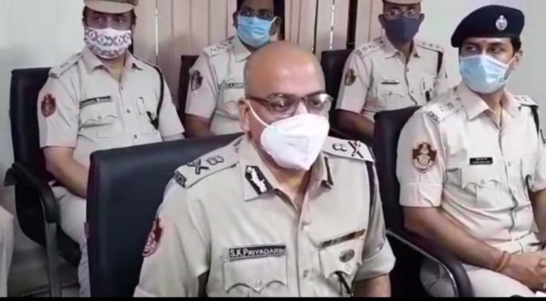 Did CP Saumendra Priyadarshi Lose His Cool During Press Briefing On Gangster Hyder?