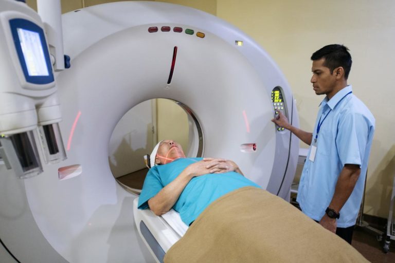 CT Scans/X-Rays Should Be Used To Rule Out False Negatives In Symptomatic COVID Patients: Experts