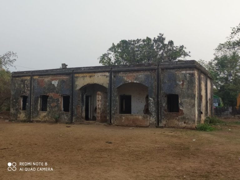Why Some Feel Dak Bungalow In Bhubaneswar's Old Town Is Haunted ?