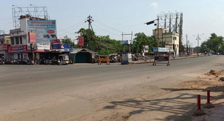 In Pictures: Weekend Shutdown In Urban Areas Of Odisha