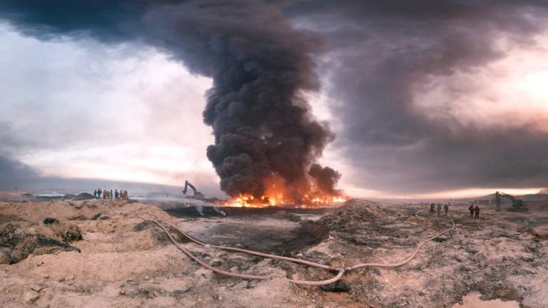 Suspected IS Terrorists Blow Up Iraqi Oil Well