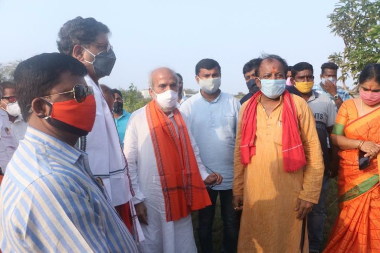 BJP Leaders survey flood affected areas