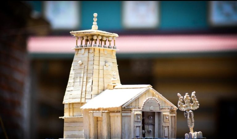 Puri Artist Eyes India Record With Miniature Kedarnath Temple