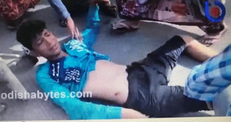 Puri SP To Personally Probe Police Assault On Journalist & Vendor