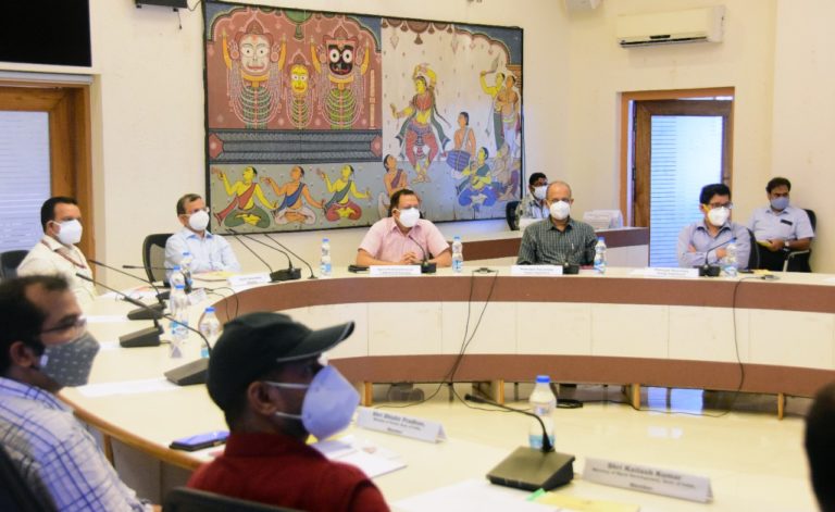 Central team meeting on Yaas