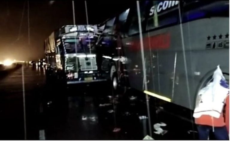 UP Truck Bus Kills 18