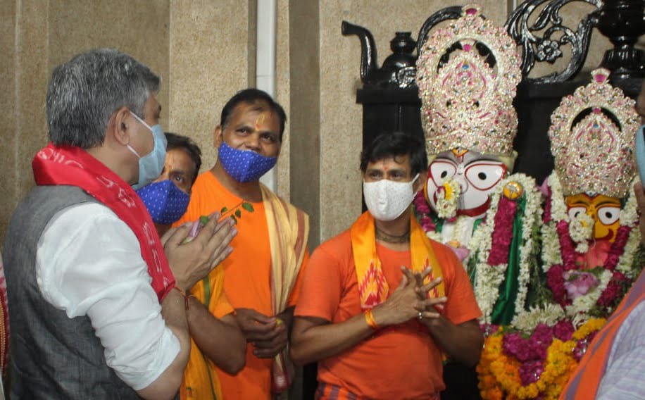 Union Ministers From Odisha Greet People On Jagannath Rath Yatra