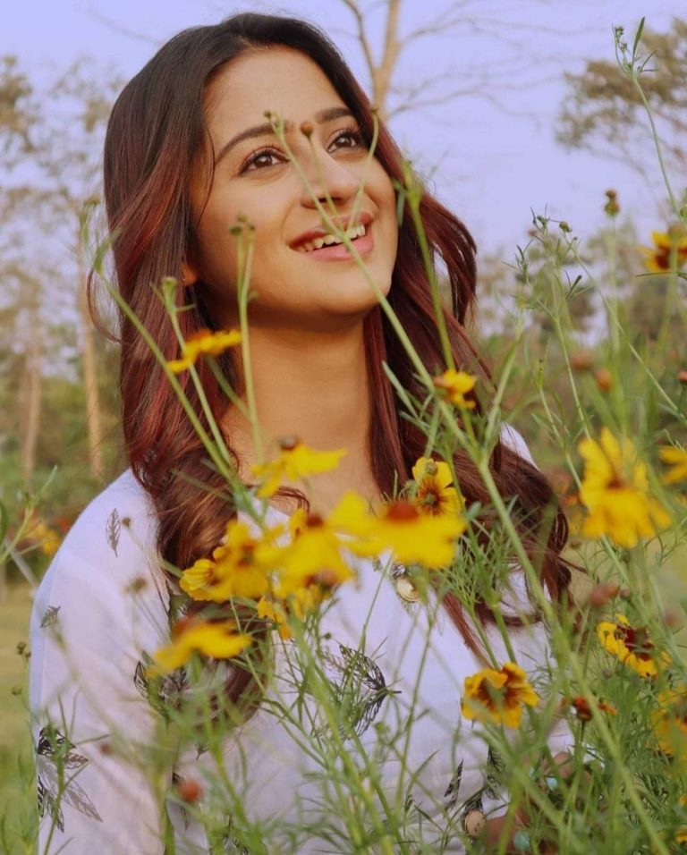 Romantic Odia Movie ‘Mana Mora Kagaja Gudi’ To Hit Screens During Durga Puja