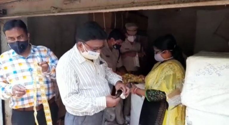 Fake Tobacco Manufacturing Unit Busted In Cuttack, One Detained