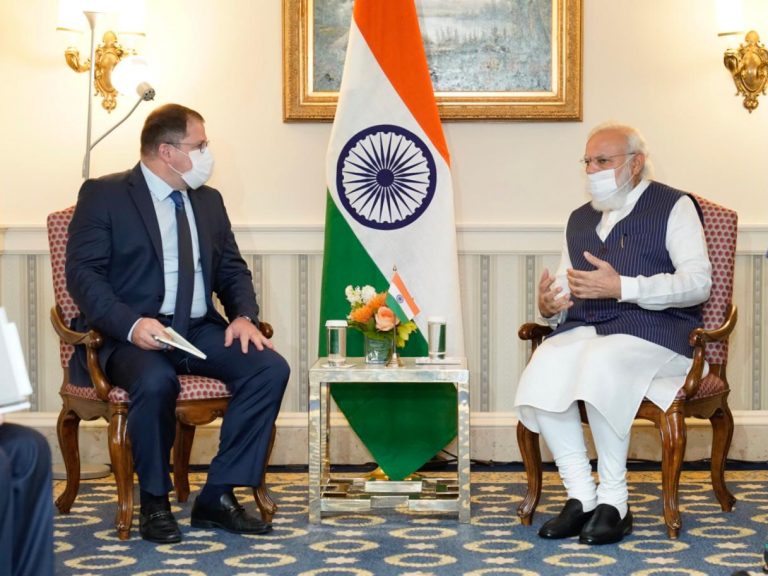 Modi with Qualcomm head