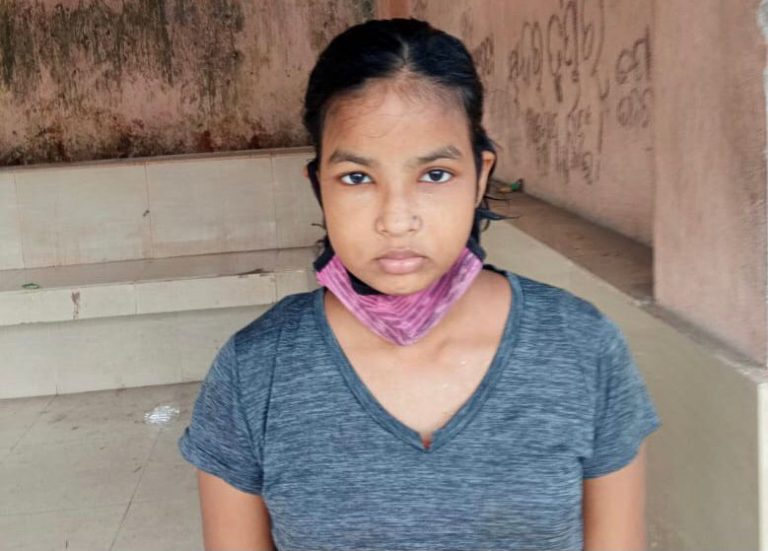 Please Help Me Survive, Appeals Cuttack’s 14-Year-Old Girl With Kidney Ailment