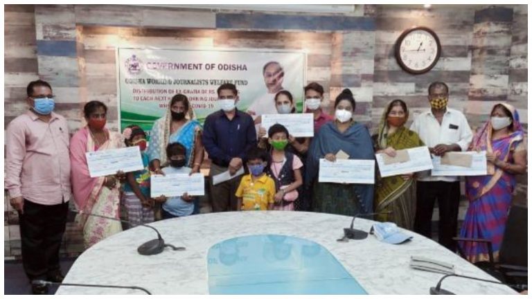 Ex-Gratia Paid To Kin Of Scribes Who Died Of Covid In Odisha’s Ganjam