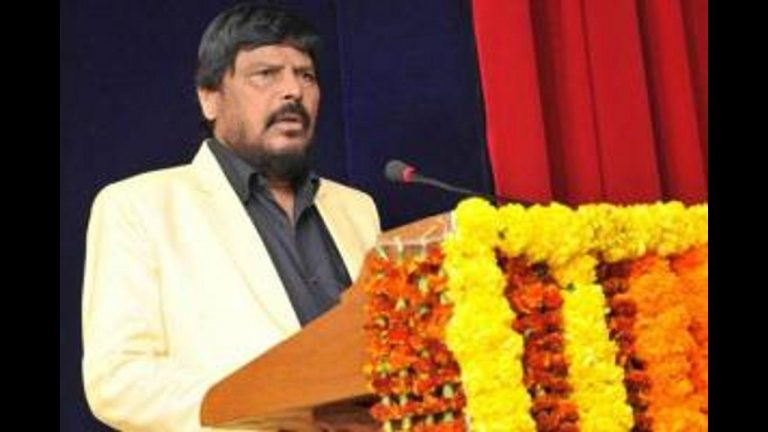 Union Minister Ramdas Athawale Advises Shah Rukh Khan To Send Aryan To Rehabilitation Centre