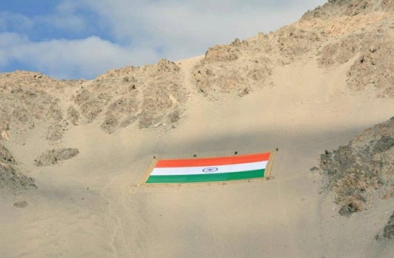 largest khadi flag Leh