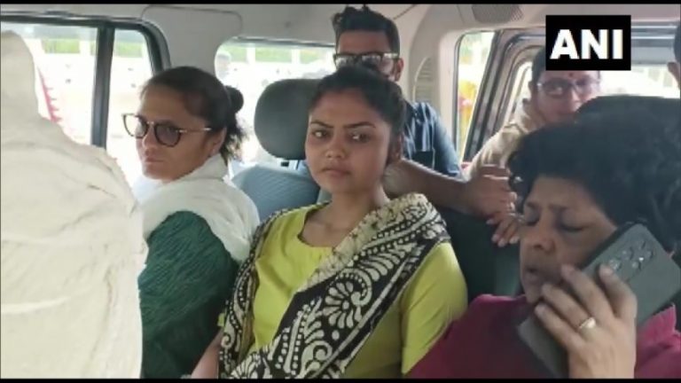 Saayoni Ghosh TMC arrested