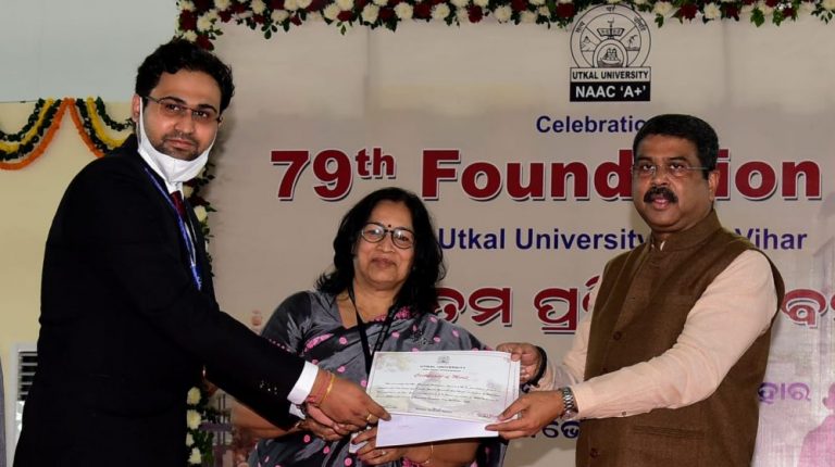 MS Law College Student Awarded Justice Joy Krushna Mishra Memorial Gold Medal