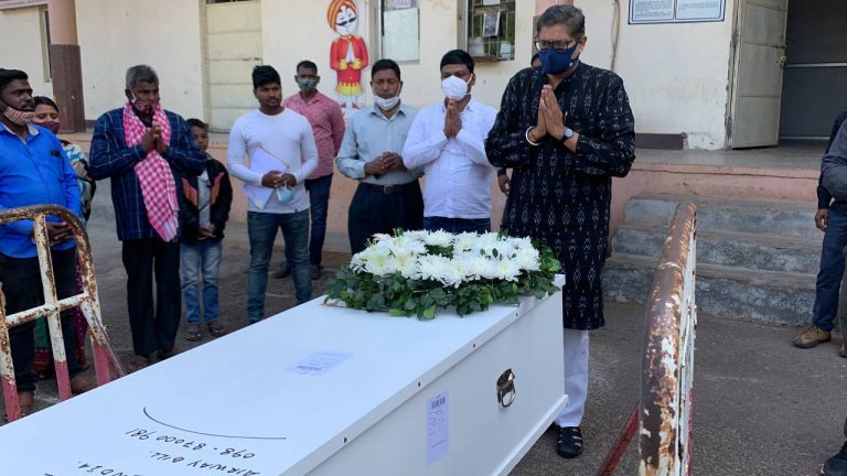 Odia Migrant Worker’s Body Brought Home From Qatar; Family Thanks BJP Leader Baijayant Panda