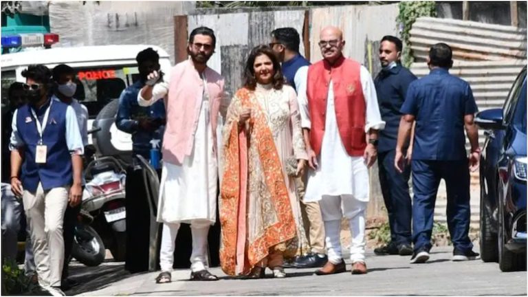 Hrithik at Farhan wedding