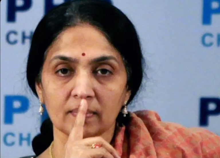 Chitra ramkrishna faces fire