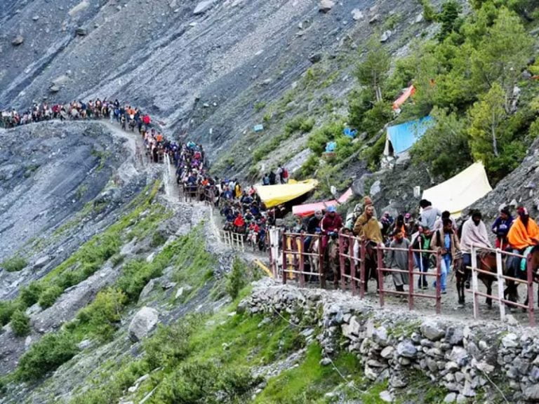 Amarnath Yatra Temporarily Suspended Due To Bad Weather