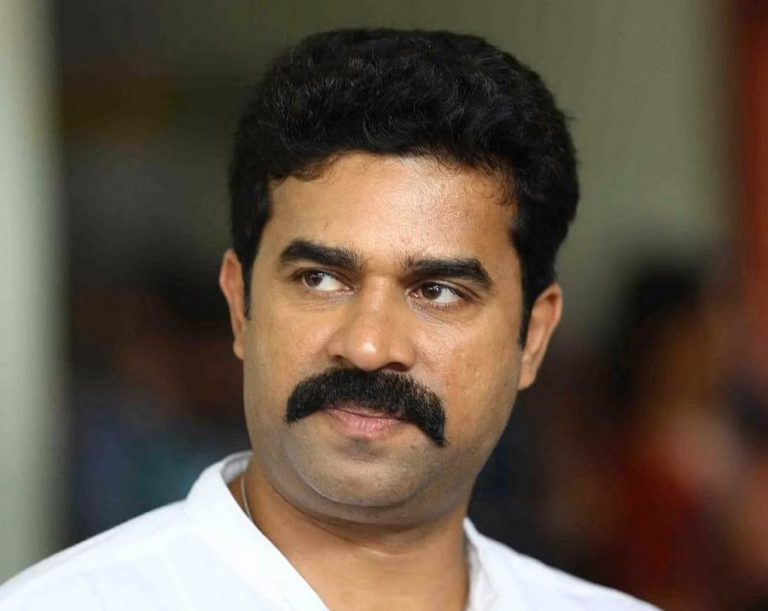 Vijay babu lookout notice