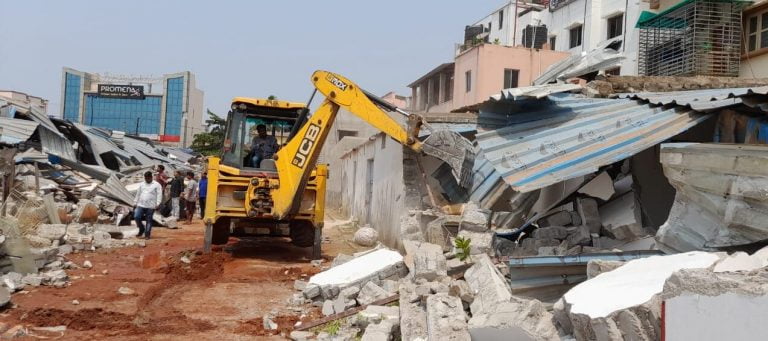 Eviction Drive In Bhubaneswar: Jharpada Vendors File FIR, Demand Rehabilitation